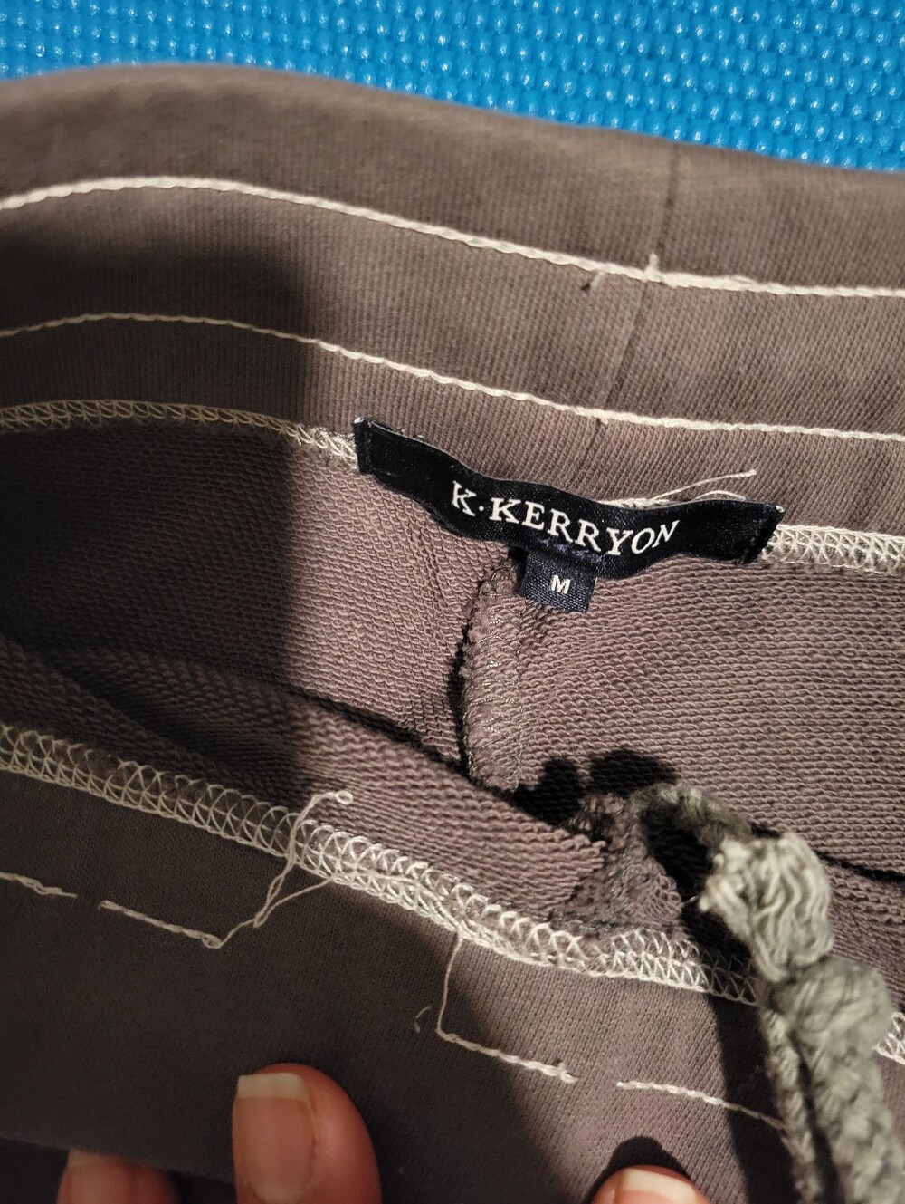 Jogger Set - Picture 4 of 7